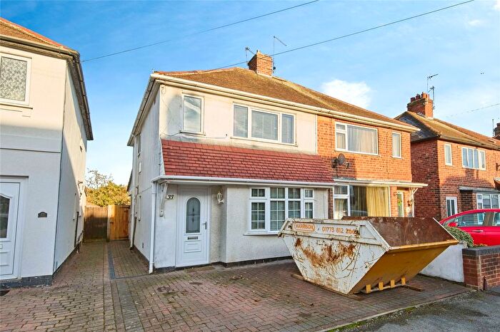 3 Bedroom Semi Detached House For Sale In Hanbury Road, Chaddesden, Derby, Derbyshire, DE21