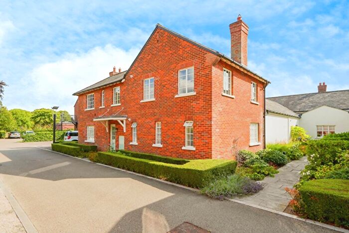 2 Bedroom Flat For Sale In Orchard Lane, Bicester, Oxfordshire, OX27