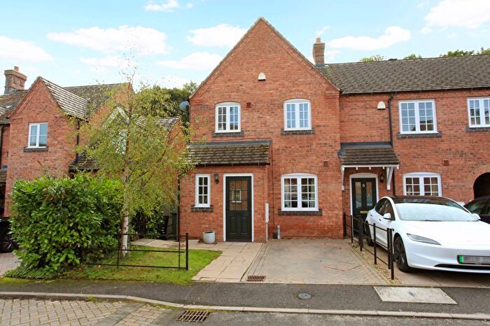 3 Bedroom End Terrace House For Sale In Castle Gardens, Telford, TF1