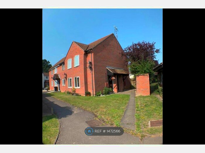 1 Bedroom Flat To Rent In Falklands Road, Burnham-On-Crouch, CM0