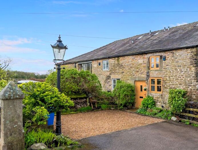 2 Bedroom Barn Conversion For Sale In Arley Lane, Haigh, Wigan, WN1