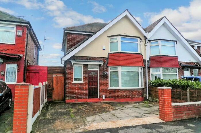 3 Bedroom Semi-Detached House To Rent In East Lancashire Road, Swinton, Manchester, M27