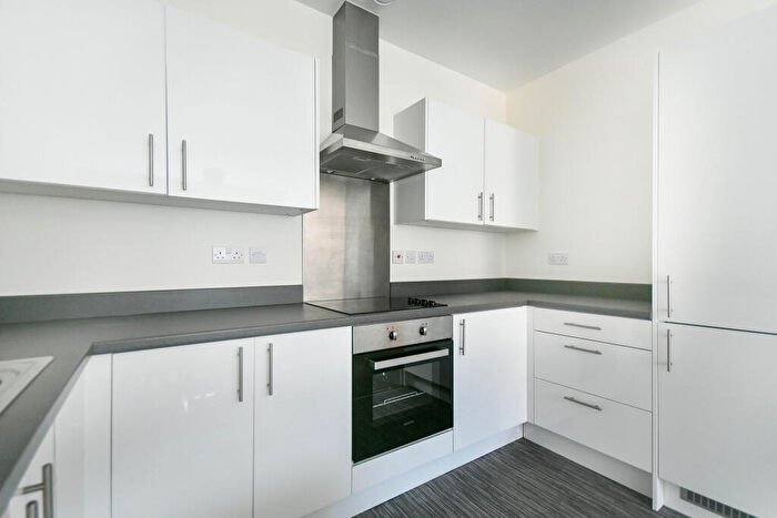 1 Bedroom Apartment To Rent In Guild House Town Centre, SN1