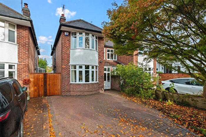 4 Bedroom House For Sale In Warwick Place, Leamington Spa, CV32