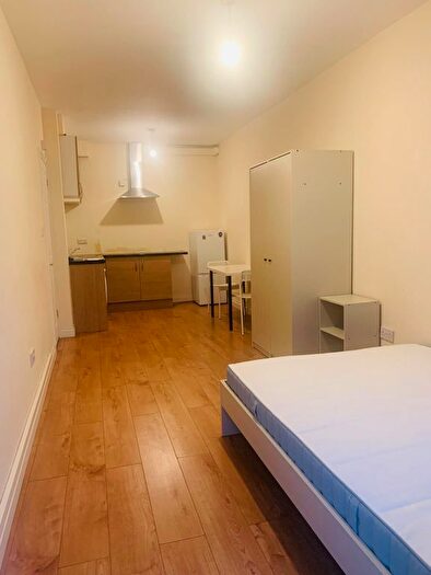 Studio To Rent In Wanstead Park Road, Ilford, IG1