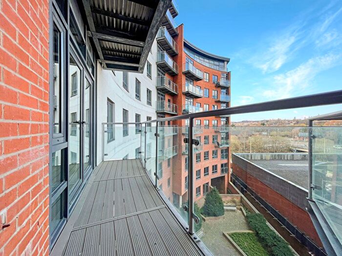 1 Bedroom Property To Rent In Montague, Gotts Road, Leeds, LS12