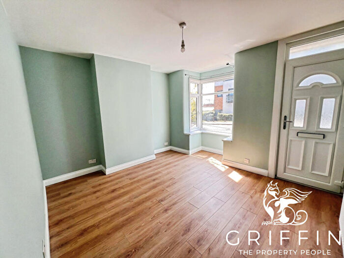 3 Bedroom Terraced House To Rent In Hogg Lane, Grays, RM17