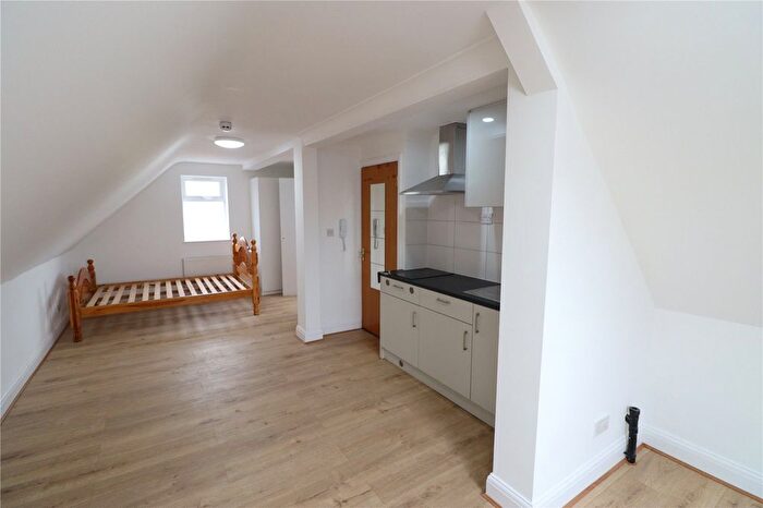 1 Bedroom Studio To Rent In Raynton Drive, Hayes, UB4