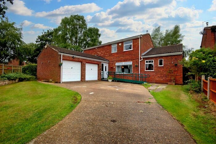 4 Bedroom Detached House For Sale In Reading Close, Washingborough, Lincoln, LN4