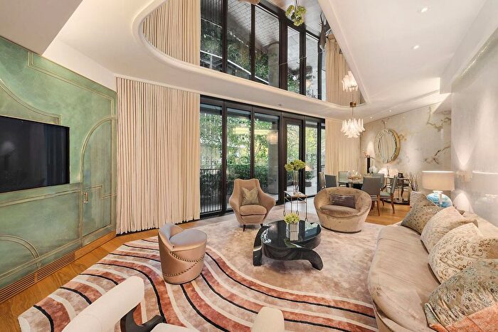 2 Bedroom Flat To Rent In Knightsbridge, London, SW1X