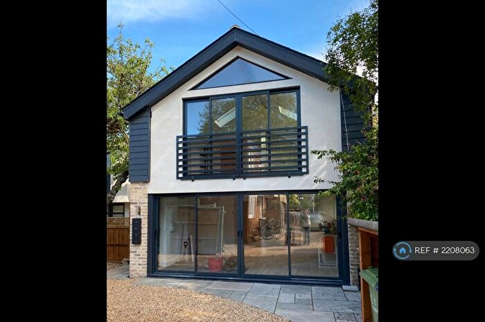 2 Bedroom Flat To Rent In Pemberton Place, Cambridge, CB2