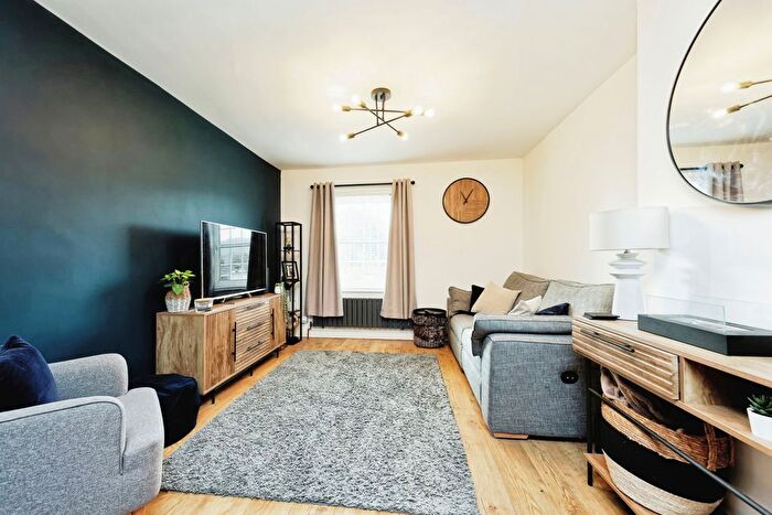3 Bedroom Detached House For Sale In Carlsden Close, Dover, Kent, CT17