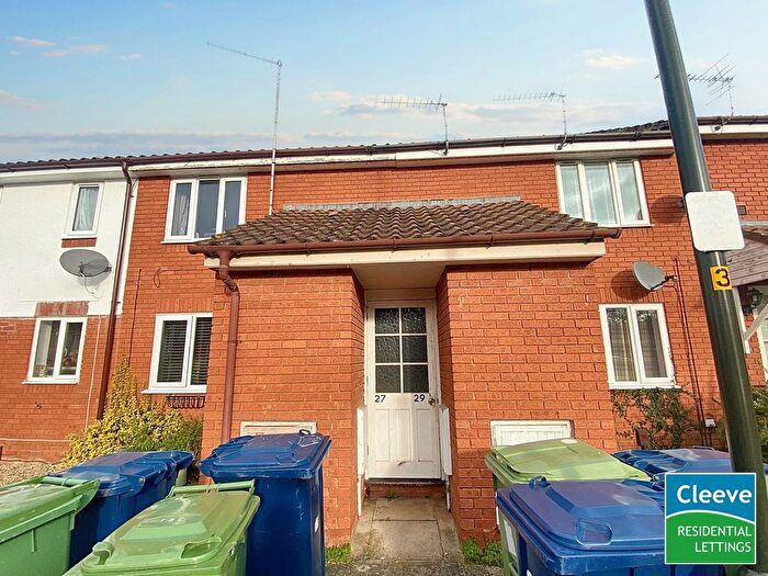 1 Bedroom Flat To Rent In Abbots Mews, Bishops Cleeve, Cheltenham, GL52