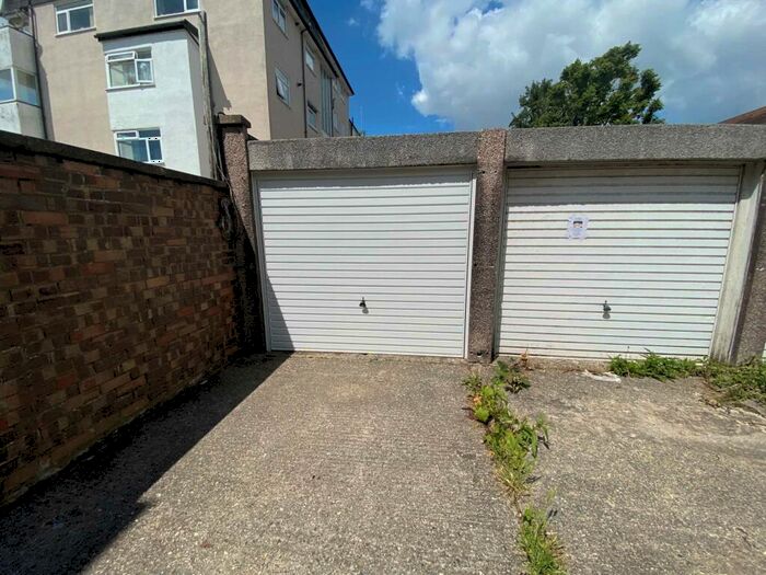 Garage / Parking To Rent In Walton Road, Bognor Regis, PO21