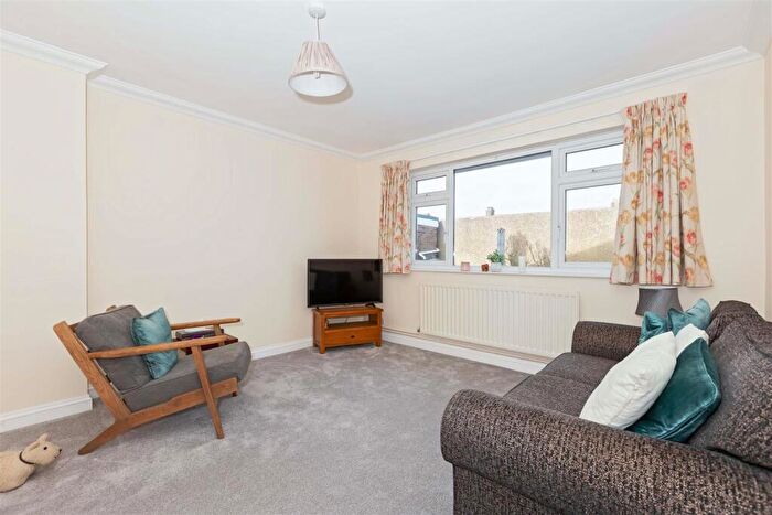2 Bedroom Semi-Detached Bungalow For Sale In Ashwood Close, Worthing, BN11
