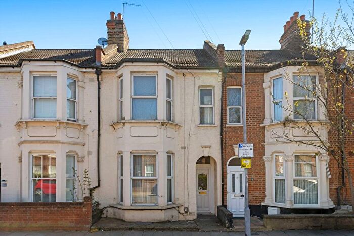 3 Bedroom Terraced House For Sale In Floyd Road, Charlton, SE7