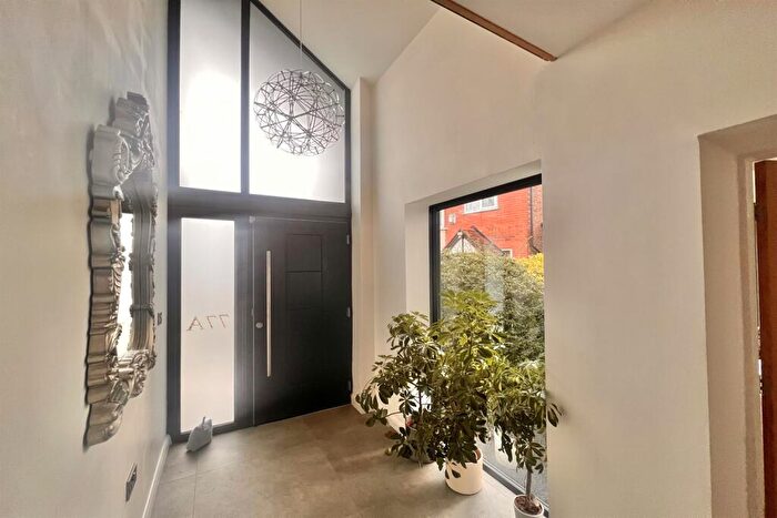 6 Bedroom Detached House To Rent In Austin Drive, Manchester, M20