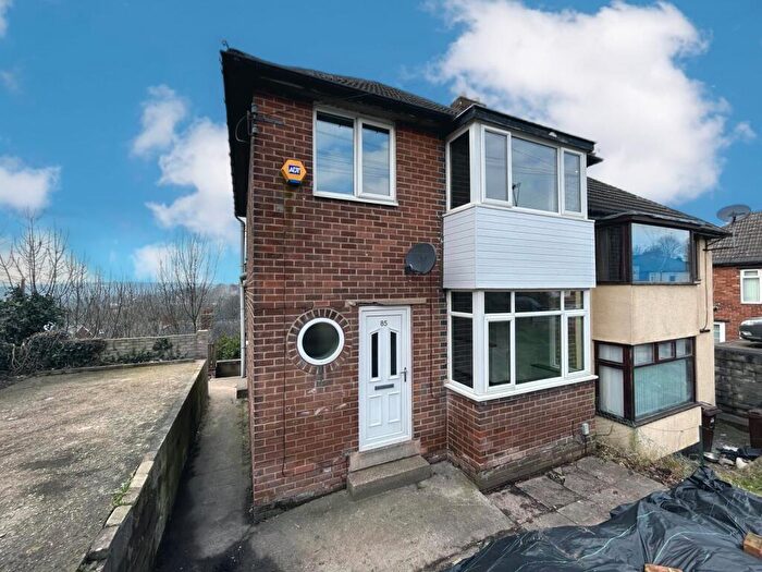 3 Bedroom House To Rent In Bevercotes Road, Sheffield, S5
