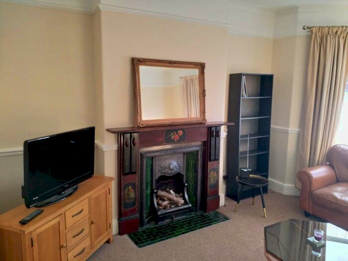 4 Bedroom House To Rent In Cosmeston Street, Cardiff, CF24