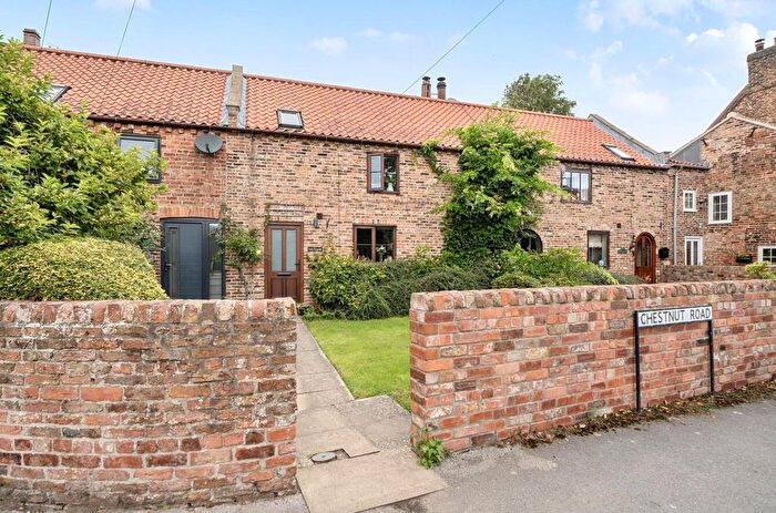 2 Bedroom Cottage For Sale In Chestnut Road, Cawood, Selby, YO8