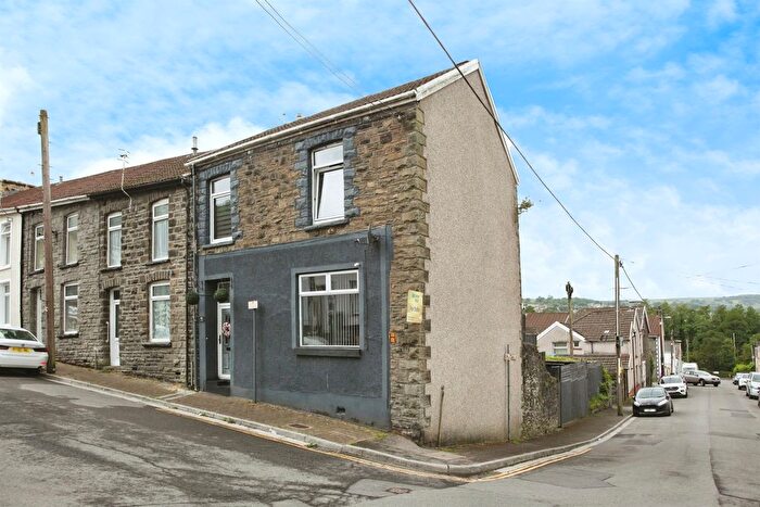 4 Bedroom End Terrace House For Sale In Mary Street, Pontypridd, CF37