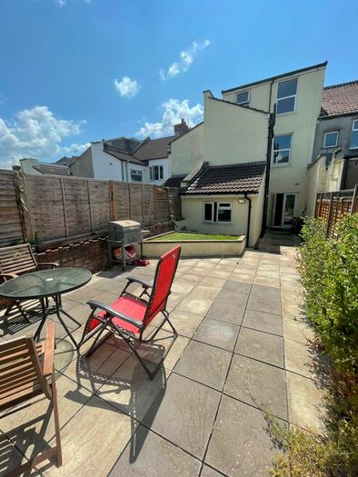 2 Bedroom Block Of Flats To Rent In Ashley Down Road, Bristol, BS7