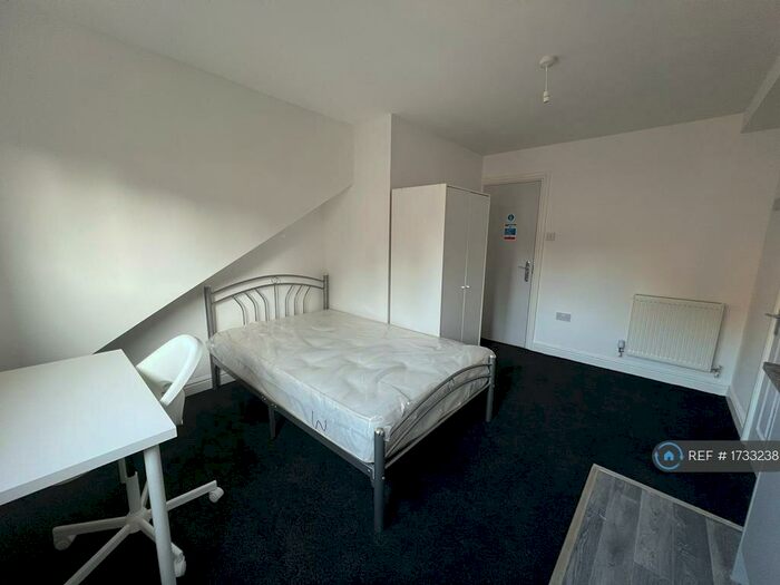 Studio To Rent In Alfreton Road, Nottingham, NG7