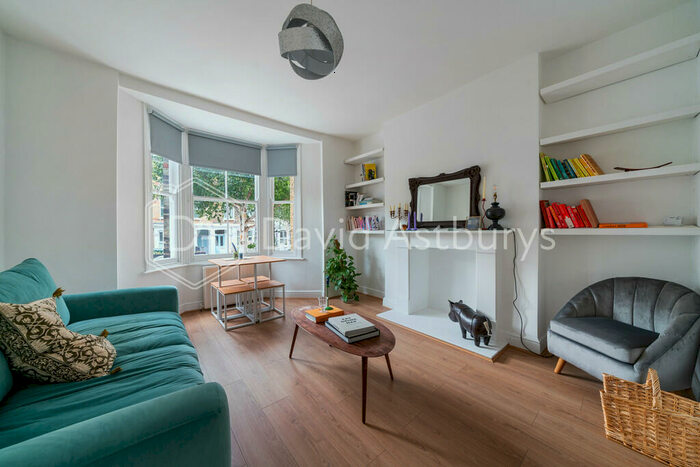 1 Bedroom Apartment To Rent In St. Thomas's Road, Finsbury Park, London, N4