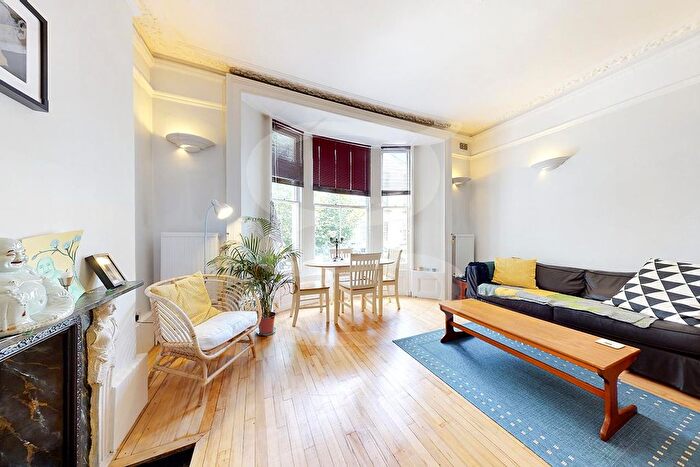 1 Bedroom Flat To Rent In Bolton Road, St John's Wood, NW8