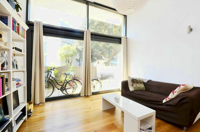 1 Bedroom Flat To Rent In Clarence Lane, Roehampton, London, SW15