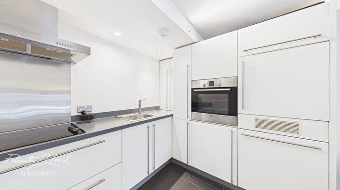 1 Bedroom Apartment For Sale In Cadogan Road, Woolwich, SE18