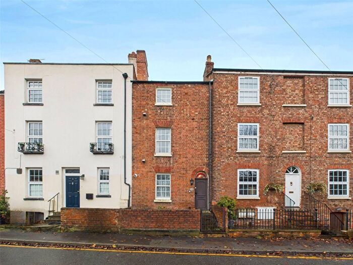 3 Bedroom Terraced House For Sale In Alvin Street, Gloucester, Gloucestershire, GL1