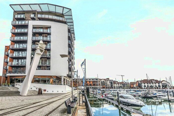 2 Bedroom Flat To Rent In Channel Way, Ocean Village, Southampton, SO14