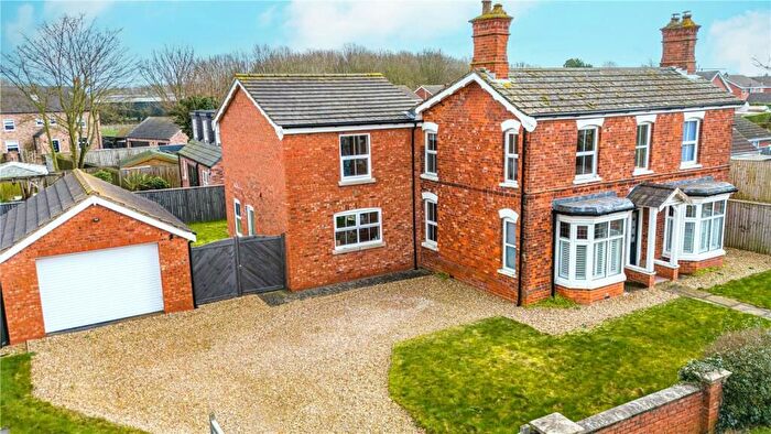 4 Bedroom Detached House For Sale In North Way, Fulstow, Louth, LN11