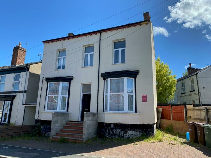 3 Bedroom Flat To Rent In Ash Road, Birkenhead, CH42