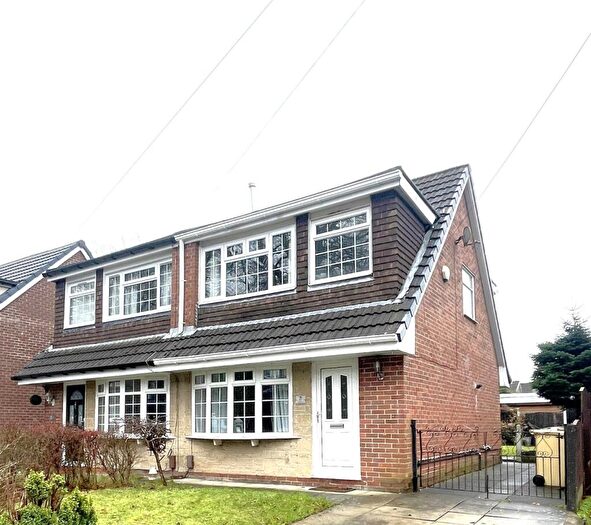 3 Bedroom Semi-Detached House To Rent In Longhirst Close, Bolton, BL1