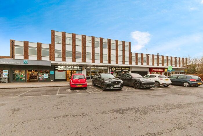 2 Bedroom Flat For Sale In Thornton Square, Macclesfield, Cheshire, SK11