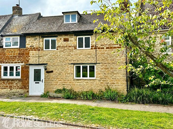 3 Bedroom End Of Terrace House For Sale In Manor Road, Sulgrave, Banbury, Northamptonshire, OX17