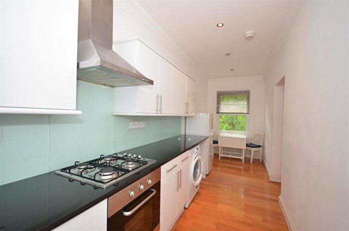 1 Bedroom Apartment To Rent In Hornsey Rise, N19