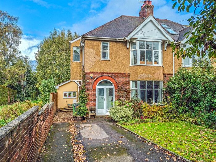 4 Bedroom Detached House For Sale In The Knapp, Dursley, Glos, GL11