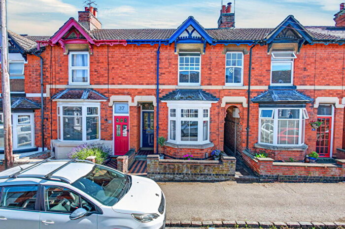 2 Bedroom Terraced House For Sale In Caxton Street, Market Harborough, LE16