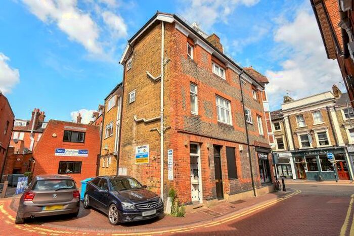 1 Bedroom Apartment To Rent In Brock Lane, Maidenhead, SL6