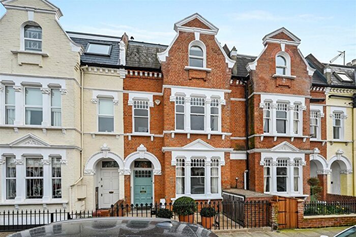 4 Bedroom Terraced House For Sale In Addison Gardens, London, W14