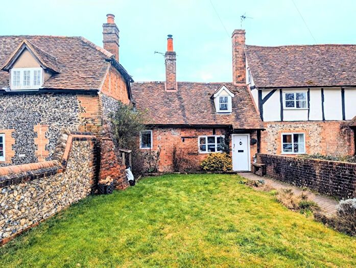 2 Bedroom Cottage For Sale In Checkendon, RG8