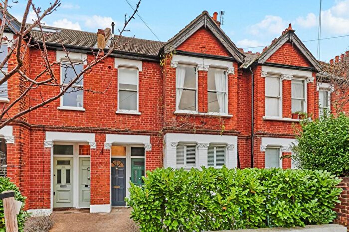 2 Bedroom Flat To Rent In Avondale Road, Mortlake, SW14