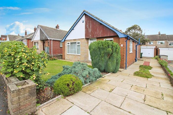 2 Bedroom Detached Bungalow For Sale In Abbotsway, Garforth Leeds, LS25