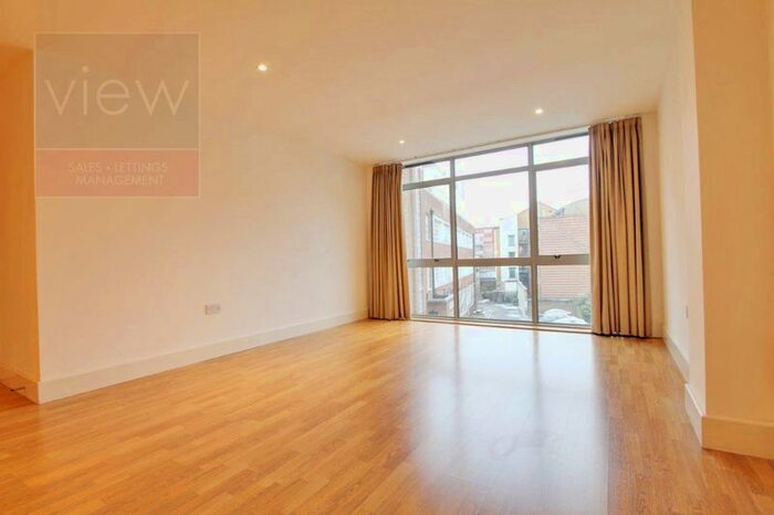 1 Bedroom Property To Rent In Long Lane, London, SE1