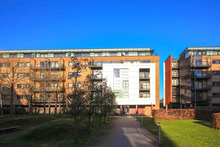 2 Bedroom Flat For Sale In Hartland House, Ferry Court Cardiff Bay, CF11