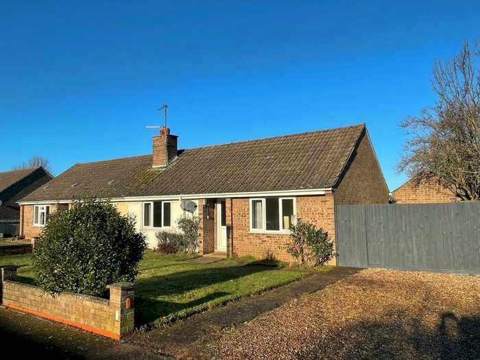 2 Bedroom Semi-Detached Bungalow To Rent In Wingfield Avenue, Lakenheath, Brandon, IP27