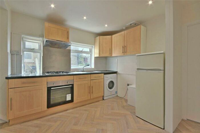 2 Bedroom Flat To Rent In Mountfield Road, Finchley, N3